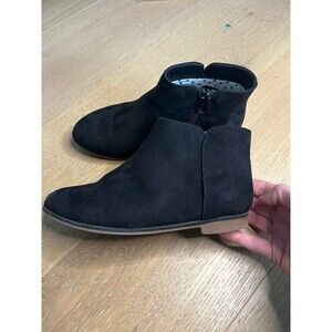 Cat and Jack booties Girls size 2 Black Boots Shoes